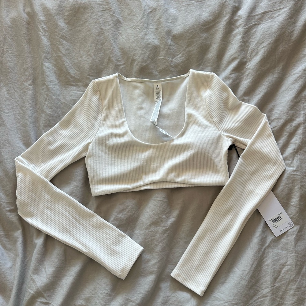 ALO Yoga Tan Cream Long Sleeve Cut Out Bodysuit